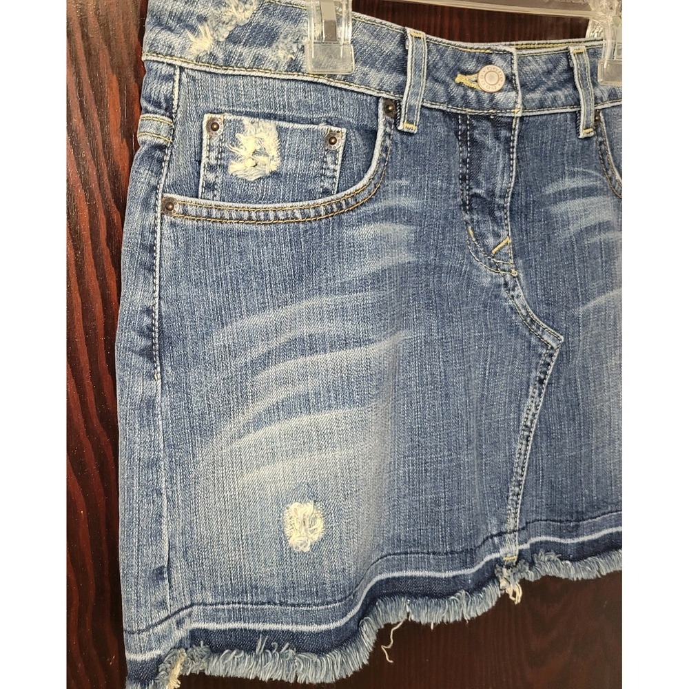 Bebe Denim Mini Skirt Raw Edge Rhinestone Accents Size 29 Y2K Vintage Bling EUC - Picture 2 of 12